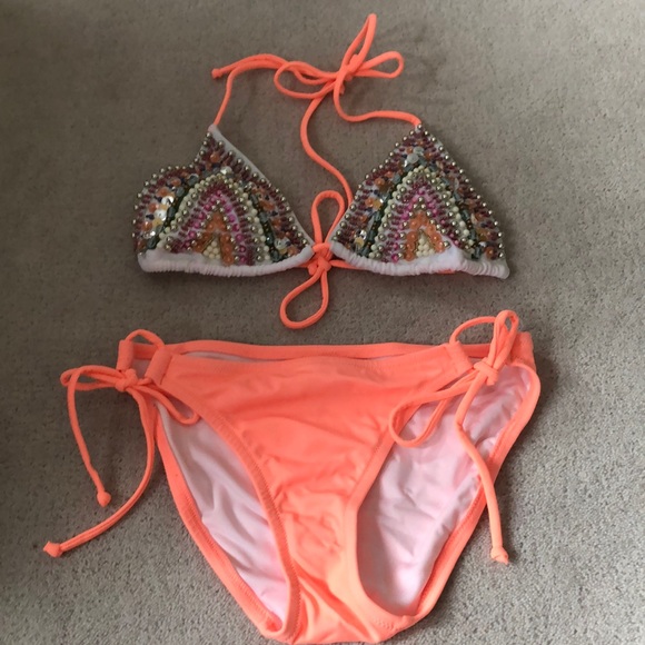 Victoria’s Secret bikini!